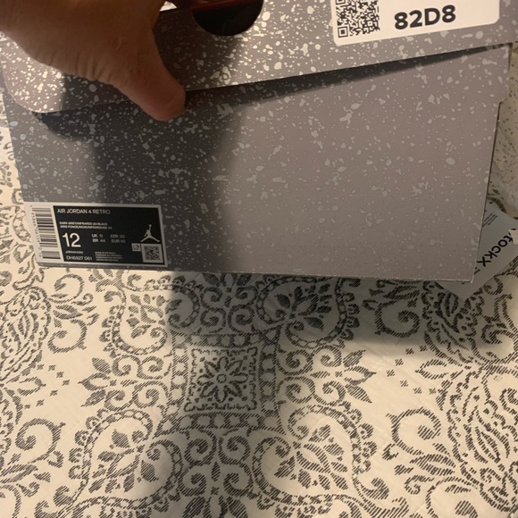 Air Jordan retro 4 - Picture 2 of 7